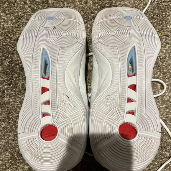 Mizuno size 13 volleyball shoes - Picture 4 of 4